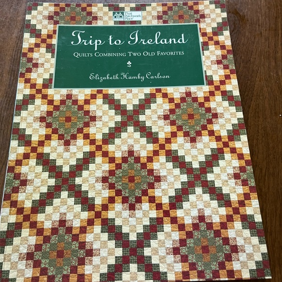 Trip to Ireland quilt book - Picture 1 of 4